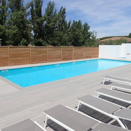 Les Jardins D'Athena Aparthotel Éguilles Екстериор снимка