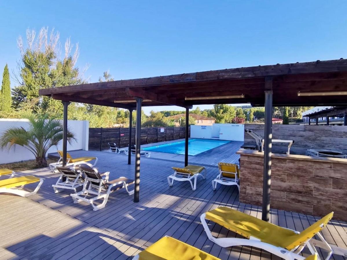 Les Jardins D'Athena Aparthotel Éguilles Екстериор снимка