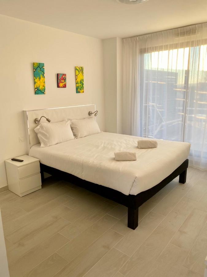 Les Jardins D'Athena Aparthotel Éguilles Екстериор снимка