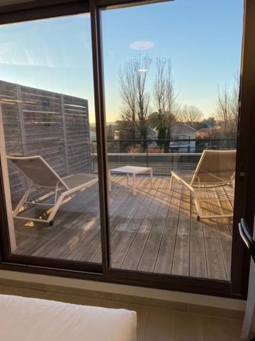 Les Jardins D'Athena Aparthotel Éguilles Екстериор снимка